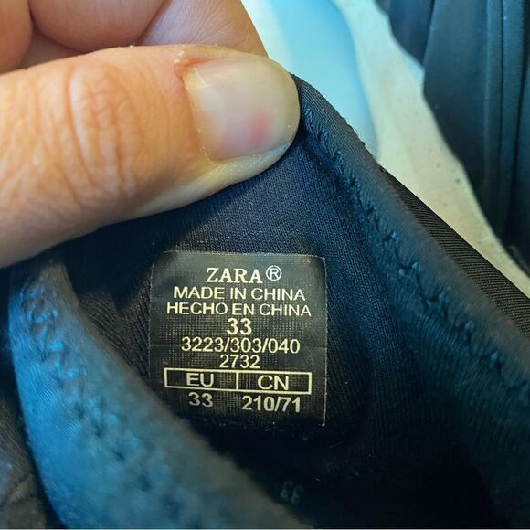 Zara black Girls Sock Sneaker pull on boots with ties Size -33 (US 1-1.5) - Picture 8 of 12